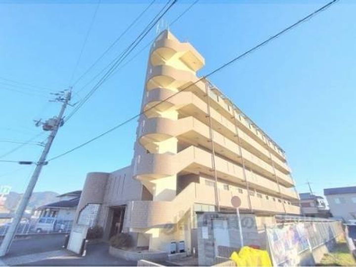 京都府亀岡市千代川町千原２丁目 賃貸マンション