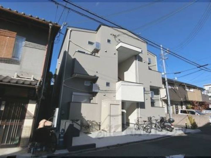 京都府京都市南区八条源町 賃貸アパート