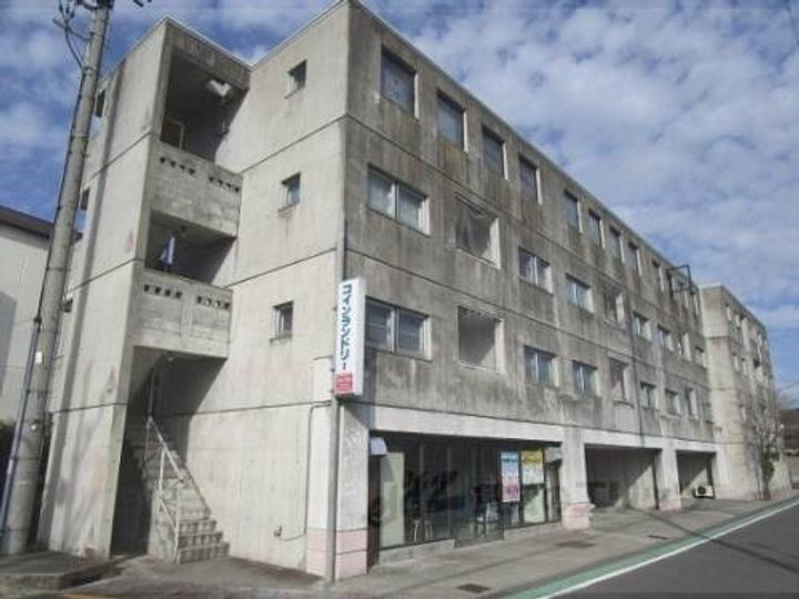 滋賀県甲賀市水口町三本柳 賃貸マンション