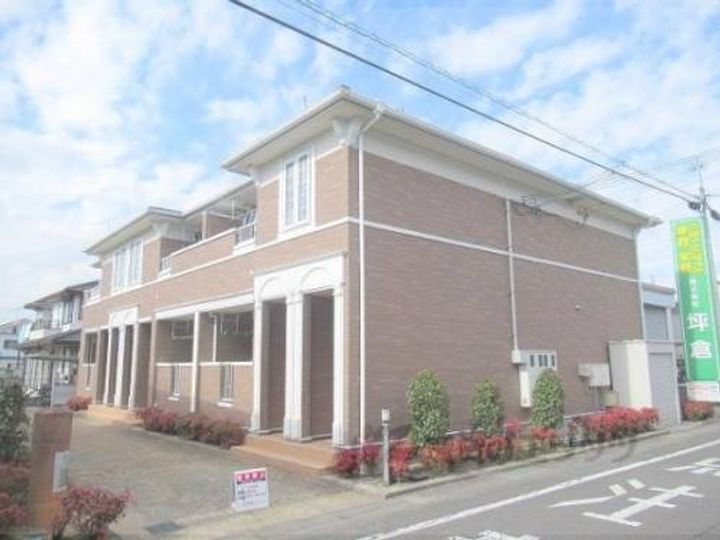 滋賀県蒲生郡日野町松尾２丁目 賃貸アパート