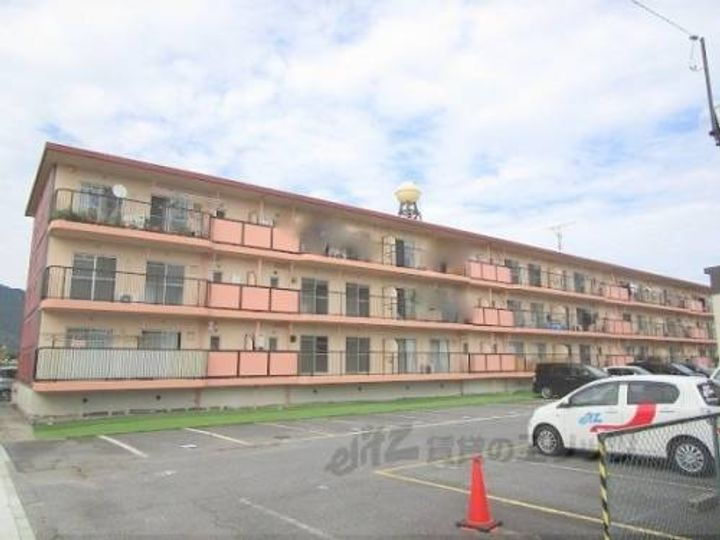 滋賀県栗東市林 賃貸アパート