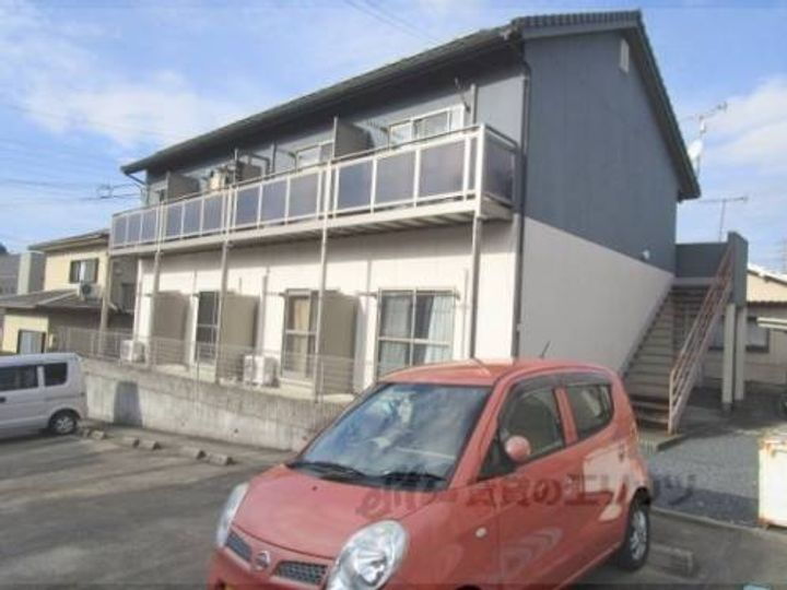 滋賀県甲賀市水口町山 賃貸アパート