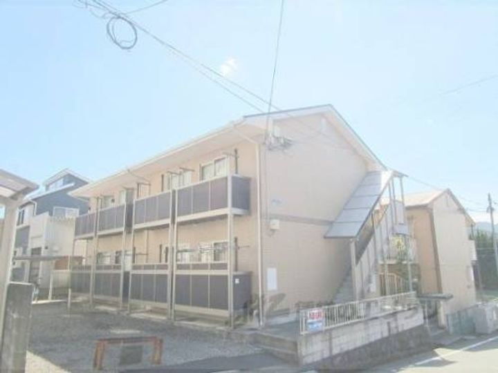 京都府亀岡市曽我部町南条岩ケ谷 賃貸アパート