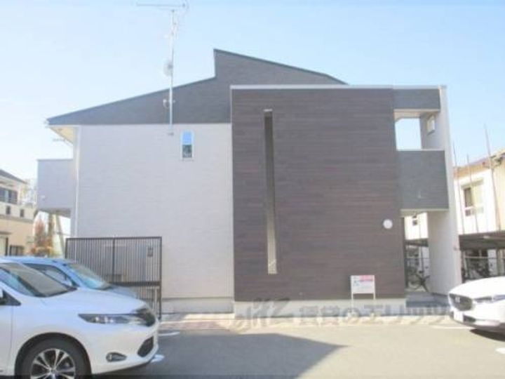 ソレイユ・Ｍ 2階建
