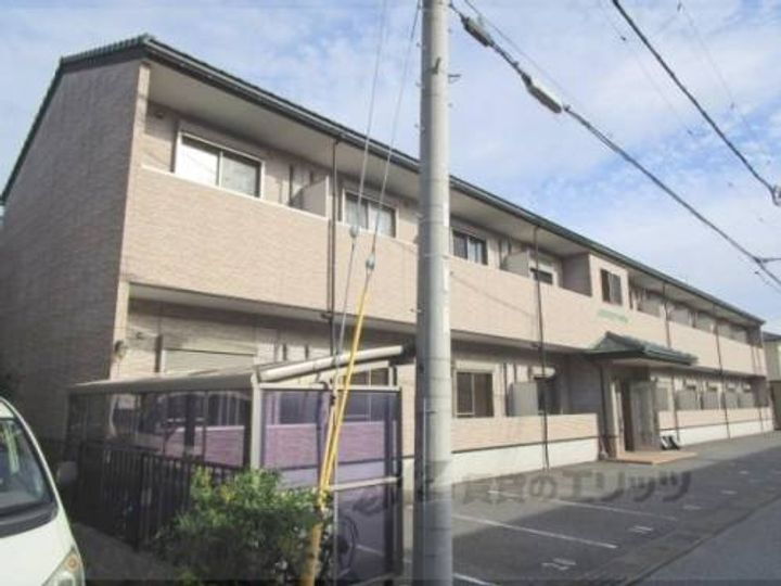 センターウイング 2階建