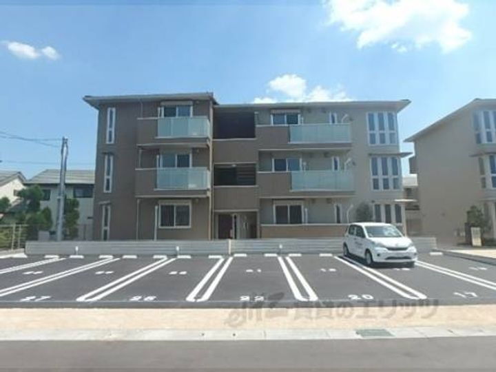 京都府京都市右京区嵯峨広沢西裏町 賃貸アパート