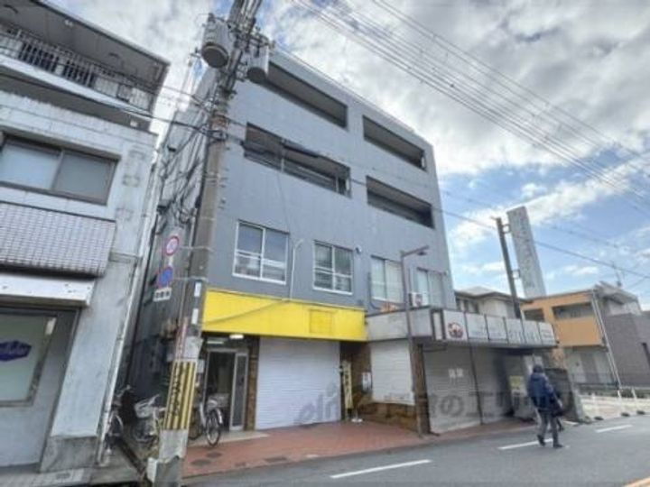 大阪府枚方市牧野本町２丁目 賃貸マンション