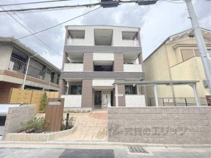 京都府京都市南区吉祥院政所町 賃貸アパート