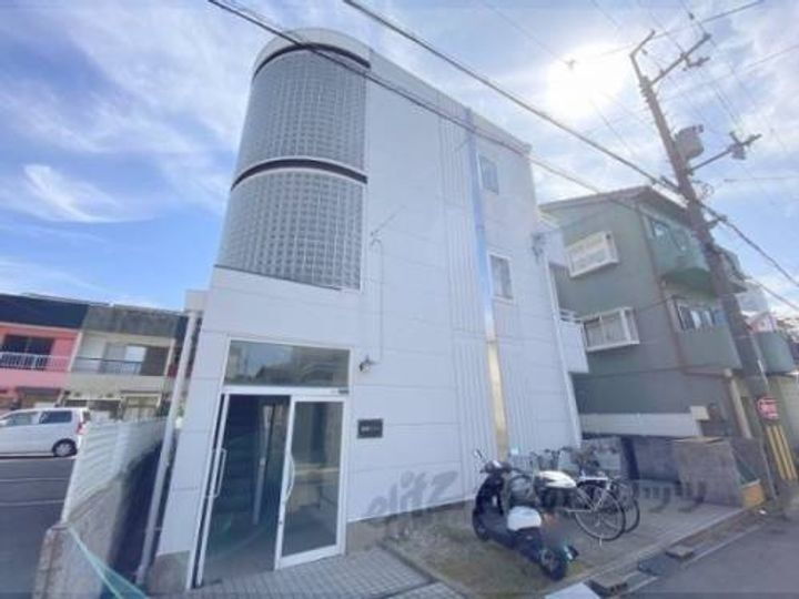 大阪府寝屋川市香里北之町 賃貸アパート