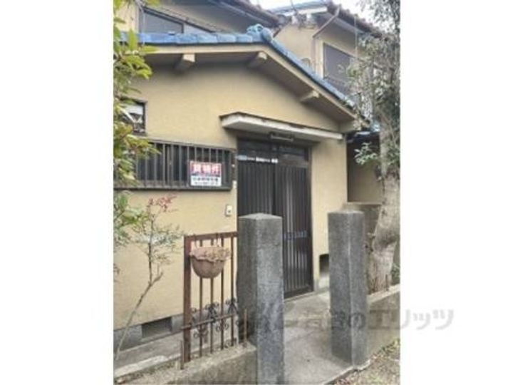 滝ノ町１丁目１２－１４貸家 2階建