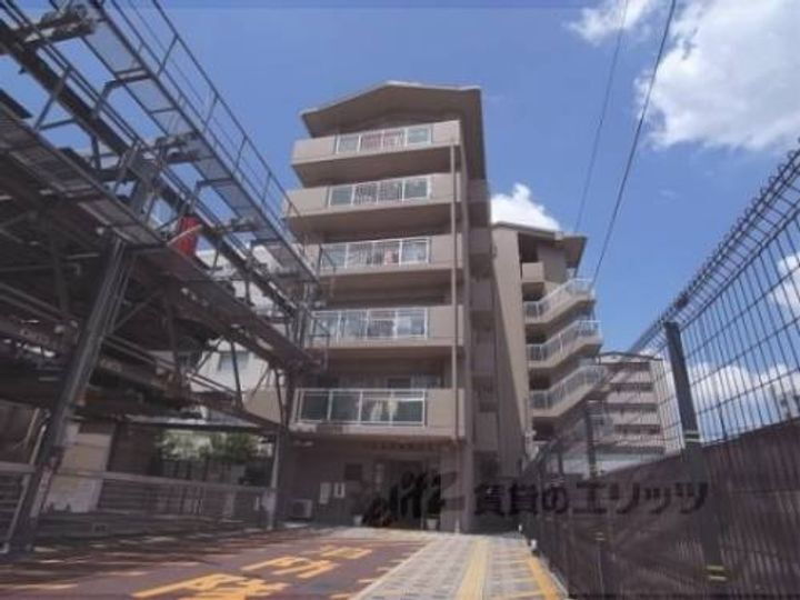 ペルル伏見桃山？