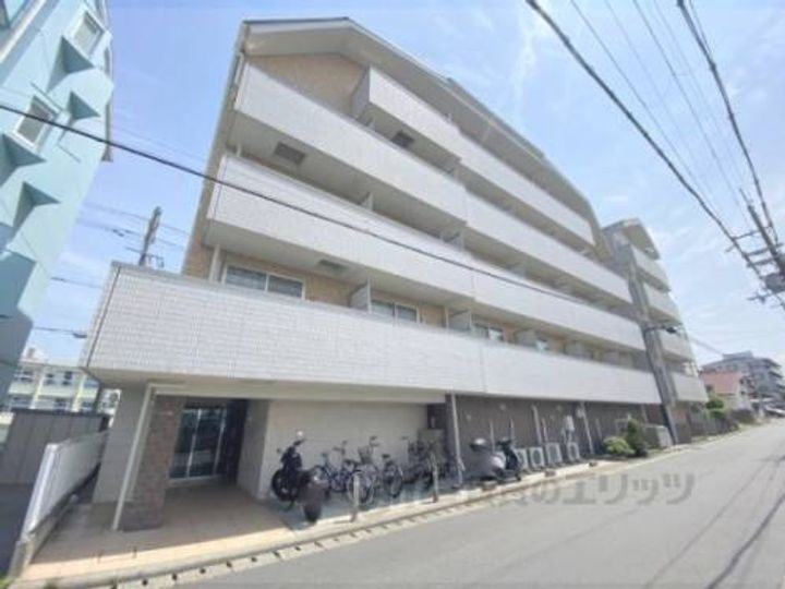 シャンテー中宮？