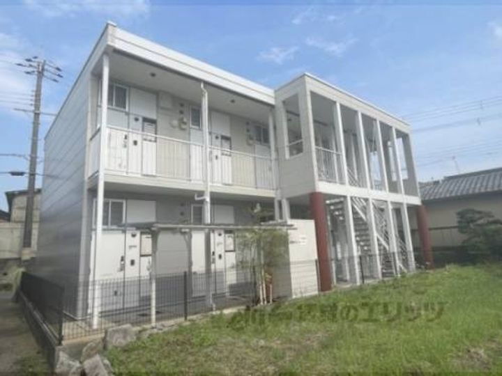 大阪府寝屋川市秦町 賃貸アパート