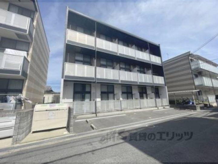 レオパレスＩＭＰＵＬ？