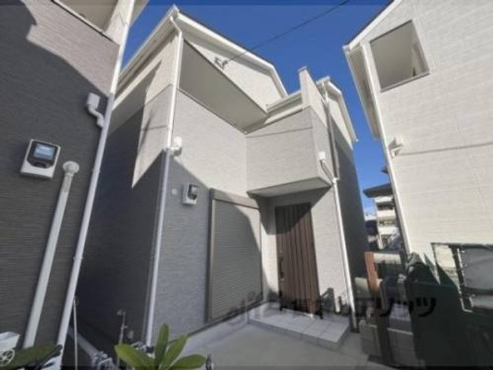 唐橋花園町４９－４貸家