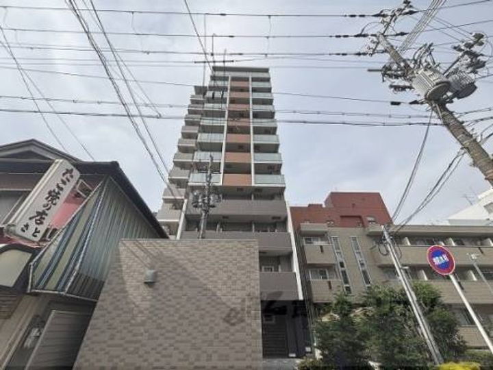 レーヴメゾン尼崎昭和通