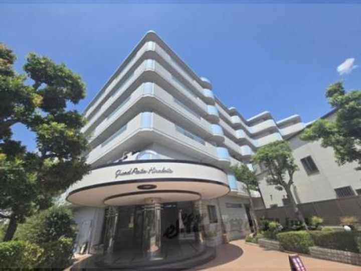 大阪府枚方市上島町 賃貸マンション