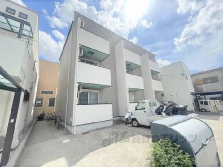 ＬＡ　ＳＯＩＥ