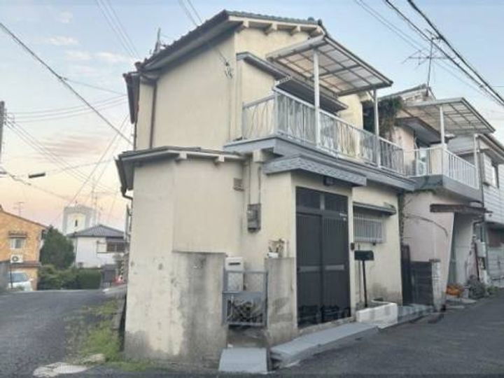 俵口町９８９－６貸家