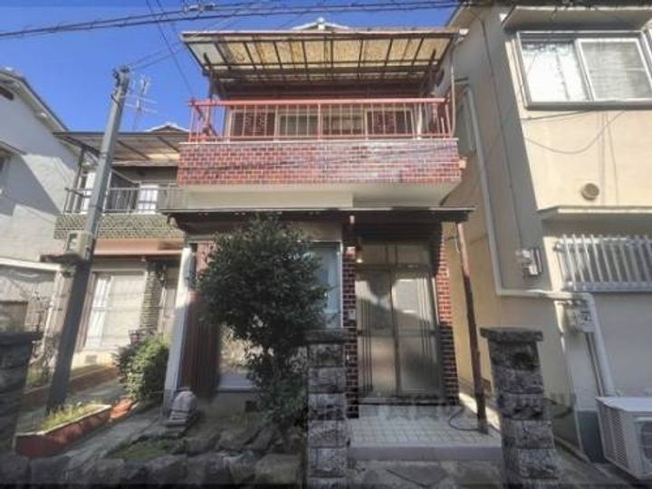 旭北町５－１７貸家