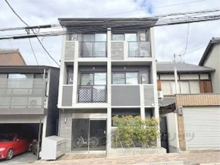 ＴＨＥ　ＧＡＲＮＥＴ　ＳＵＩＴＥ　ＲＥＳＩＤＥＮＣＥ　清水五条ＥＡＳＴ