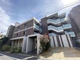 インペリアル弦巻 4階建