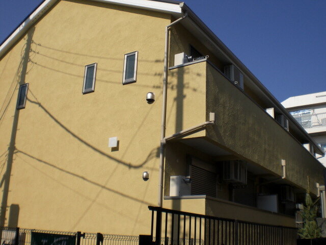 神奈川県横浜市南区共進町３丁目 2階建 築15年4ヶ月