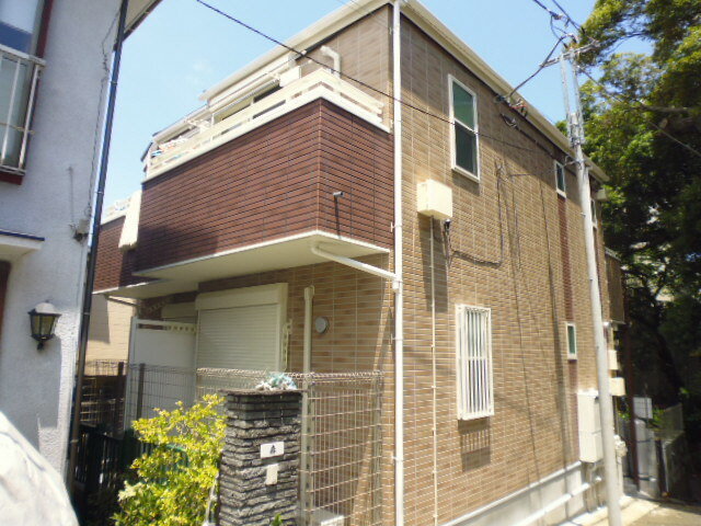 神奈川県横浜市南区大岡１丁目 2階建 築11年7ヶ月
