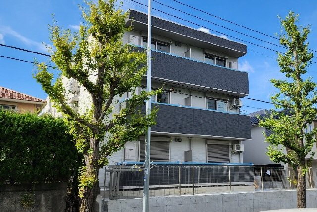 神奈川県横浜市磯子区洋光台６丁目 3階建 築3年