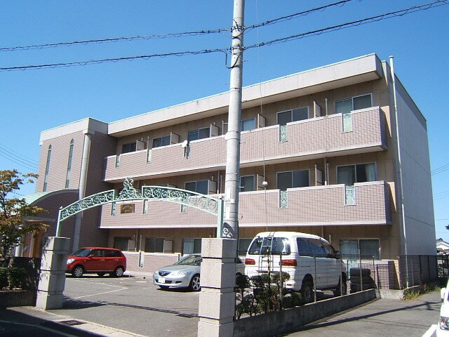 京都府宇治市大久保町 3階建