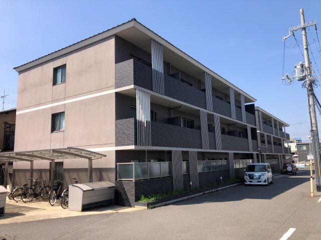 京都府京都市伏見区横大路貴船 3階建 築11年
