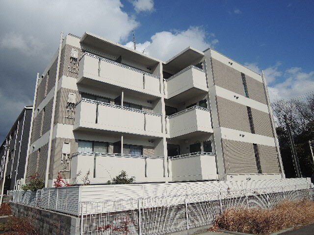 京都府京都市山科区勧修寺東金ケ崎町 4階建 築33年6ヶ月