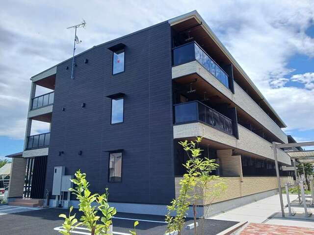 神奈川県相模原市南区麻溝台８丁目 賃貸アパート