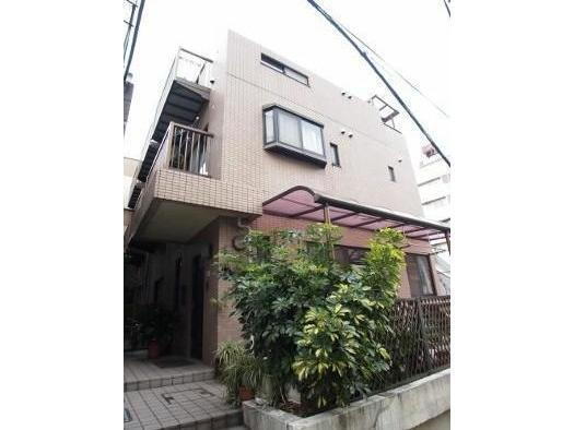 東京都新宿区舟町 3階建