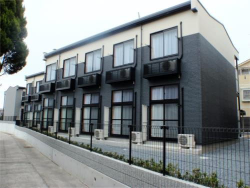 大阪府枚方市都丘町 2階建
