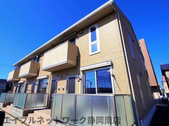 静岡県藤枝市小石川町４丁目 2階建