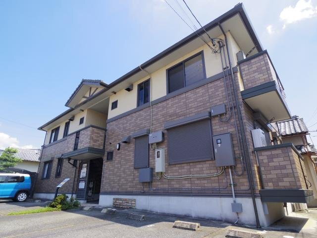 ベルパレスⅡ 2階建