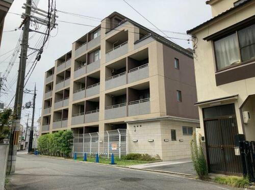 田中南西浦町　小型ロールーフ車室