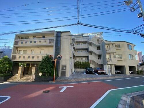 グラーサ三軒茶屋　中型ロールーフ車室