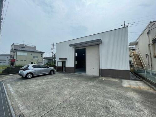 愛川町中津倉庫４