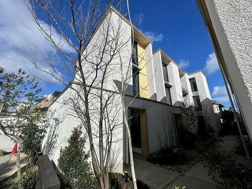 大阪府吹田市泉町４丁目