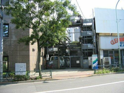 丸澤ガレージ赤羽１丁目
