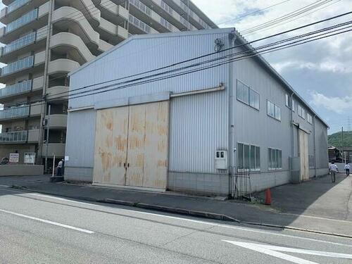 岩見鉄工白浜町乙倉庫