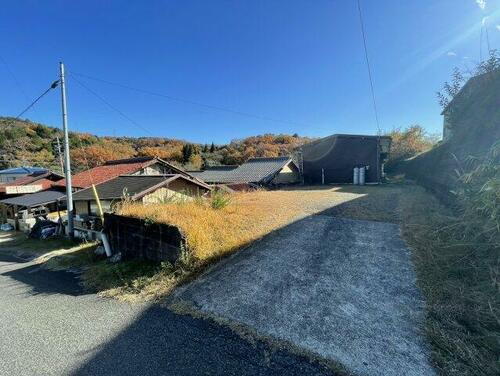 瀬戸市窯元町貸倉庫