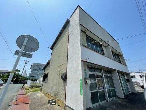 向宿住居付き店舗