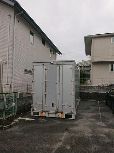 フォレスタ　コンテナ倉庫