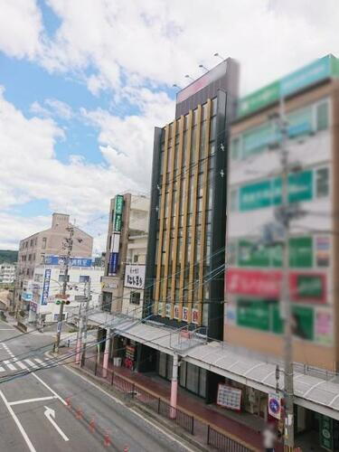 山田ビル　４階