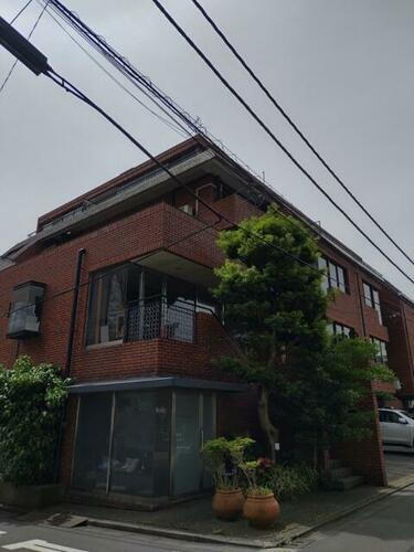 東京都渋谷区千駄ヶ谷１丁目