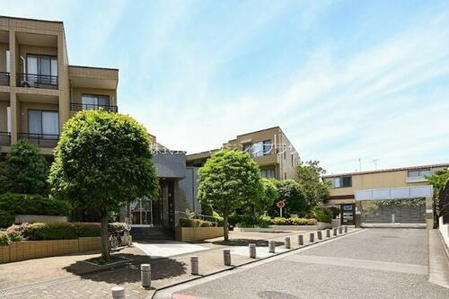 世田谷代田ヒルズパーキング