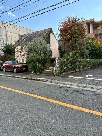 秦野市曲松２－７－７